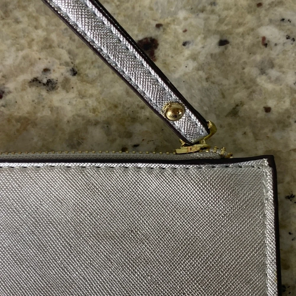 Kate Spade New York Metallic Silver 100% Cow Leather Beautiful Wrist Wallet